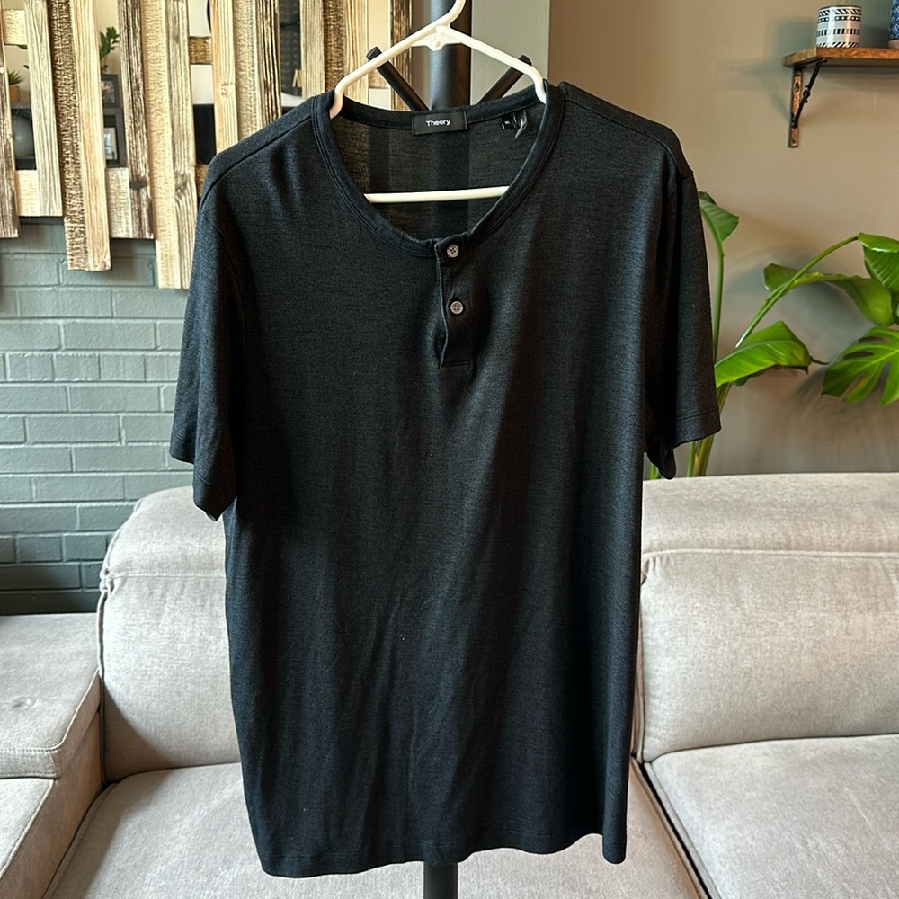 Theory Men’s Henley shirt